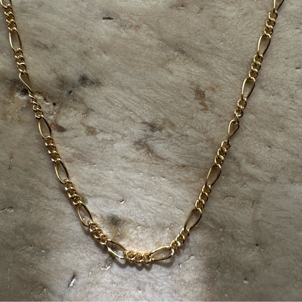 18k Gold Filled 1.5mm Figaroe Chain 20”